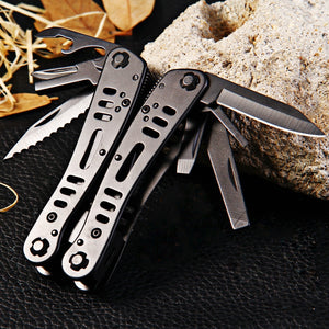 Guard Survival Multifunctional Folding Tool with 10pcs Screwdriver Bits