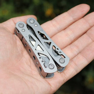 Multi-functional Outdoor Camping Survival Tool